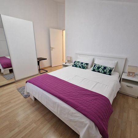 Apartment Hramina 穆泰尔岛 外观 照片