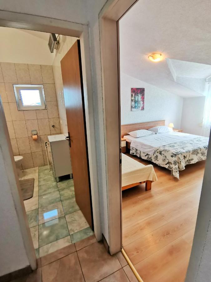 Apartment Hramina 穆泰尔岛 外观 照片